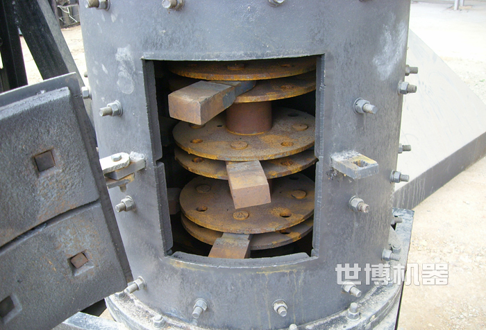 立式復合破碎機內(nèi)部結(jié)構(gòu)圖